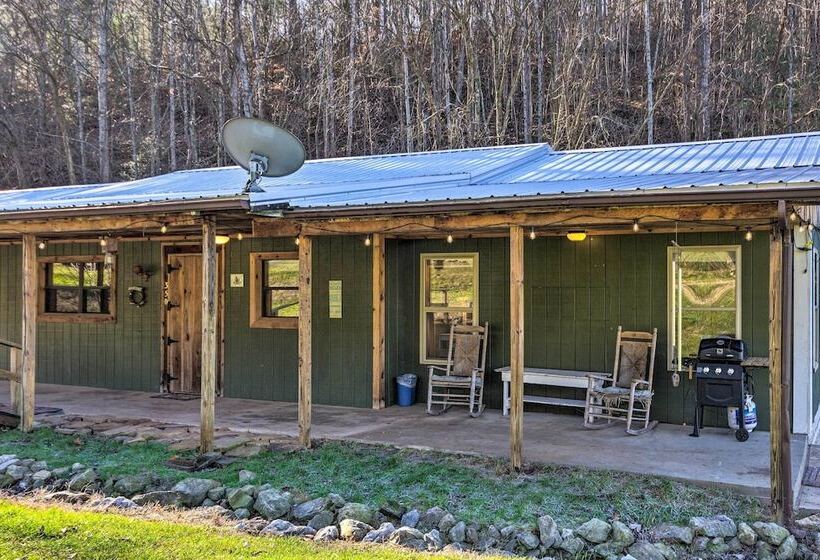 Cherokee Nat L Forest Retreat: Renovated Cabin!