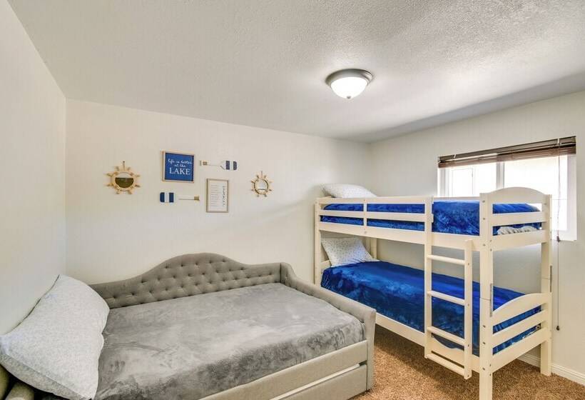 Lake Havasu City Escape W/ Pool, 5 Mi To Marina