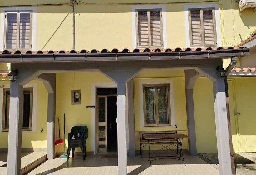 إقامة Casa Serenita, Arsita, Italy