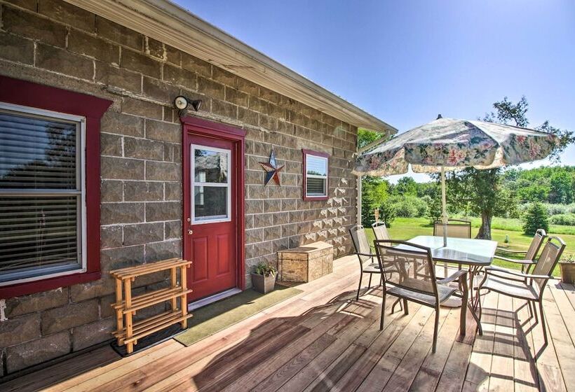 Rural Pine River Cabin: Snowmobile + Snowshoe