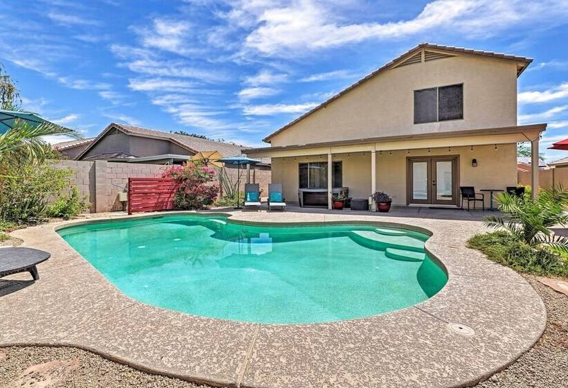 Spacious Phoenix Area Escape W/ Pool & Hot Tub