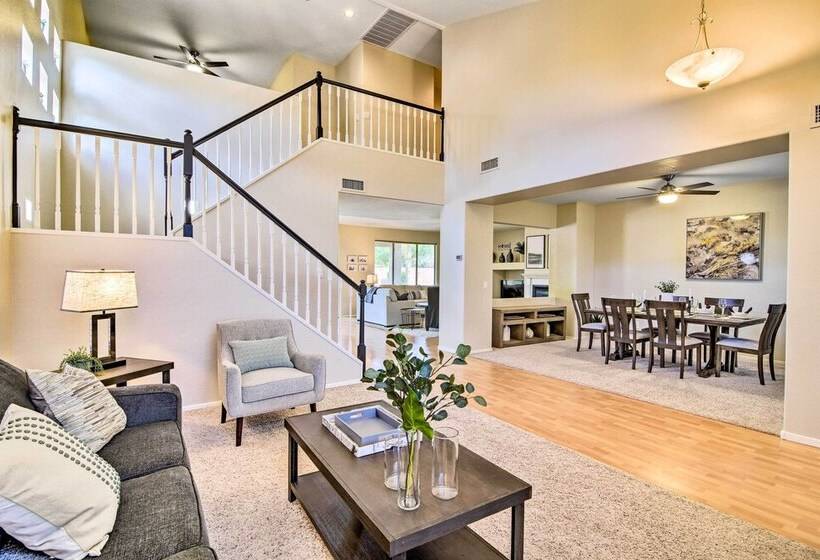 Southeast Gilbert Home W/ Private Pool & Hot Tub!