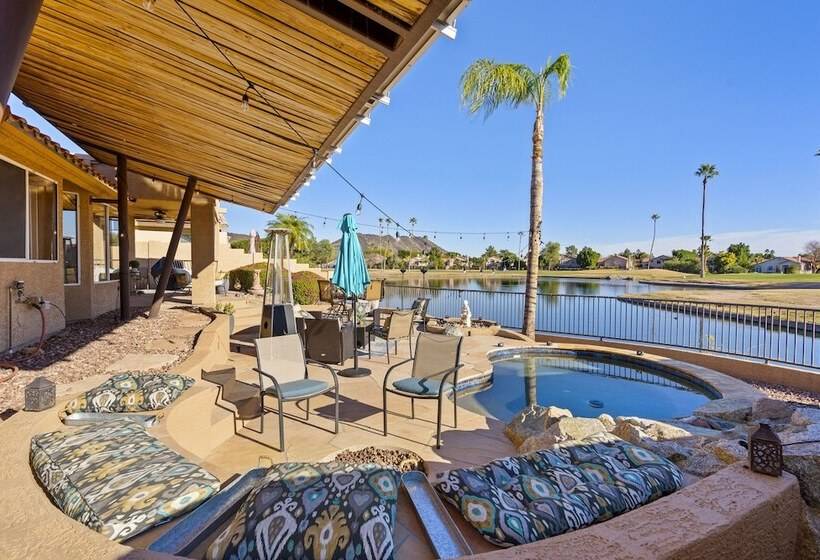 Upscale Phoenix Oasis W/ Small Private Pool & Spa!