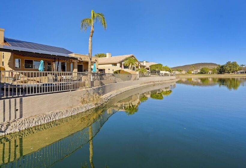 Upscale Phoenix Oasis W/ Small Private Pool & Spa!