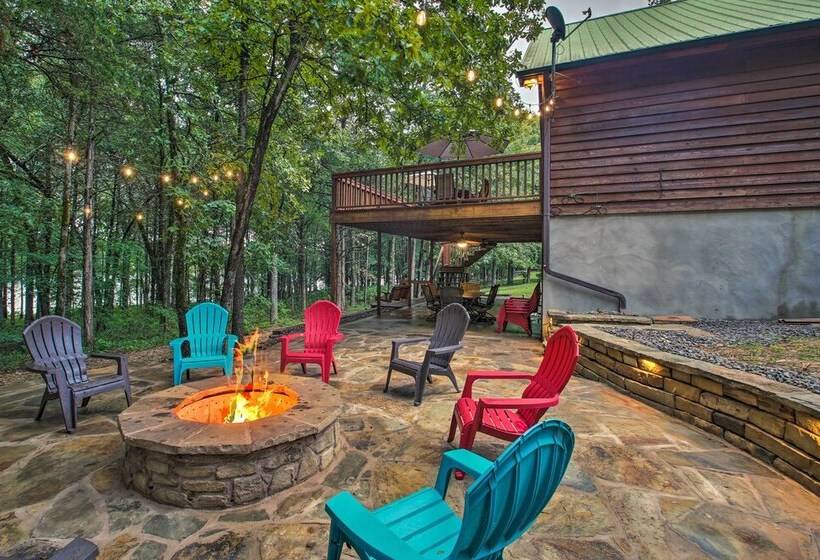 Waterfront Lake Dardanelle Home W/ Dock & Fire Pit