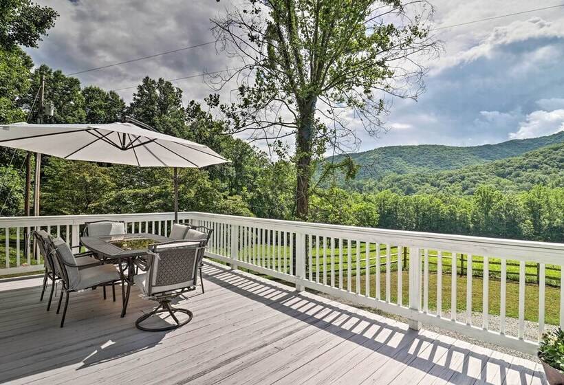 Candler Cabin W/ Deck & Mount Pisgah Views!