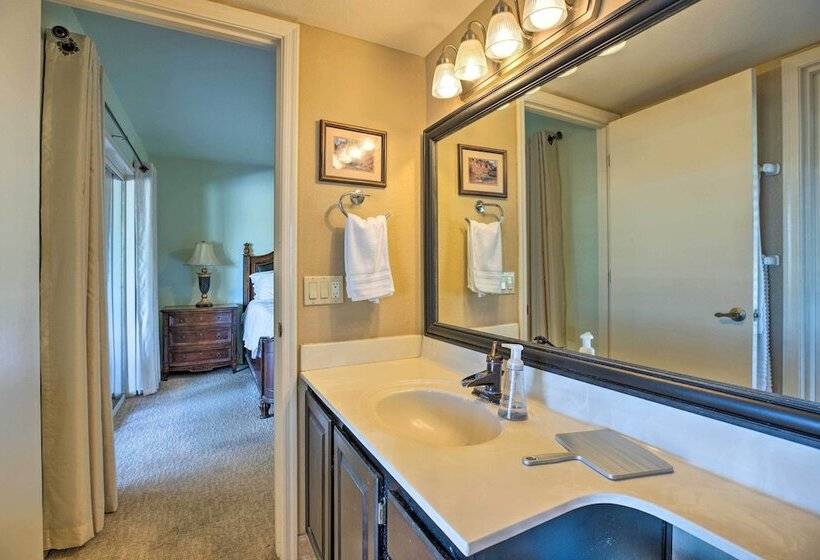 Stunning Fountain Hills Home: Pool & Mountain View