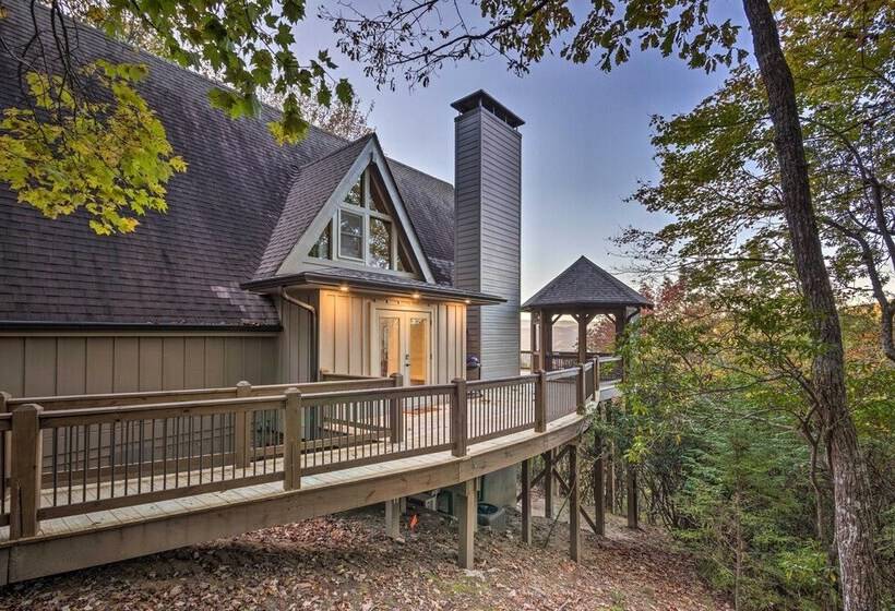 Brevard Chalet W/ Stunning Blue Ridge Mtn Views!