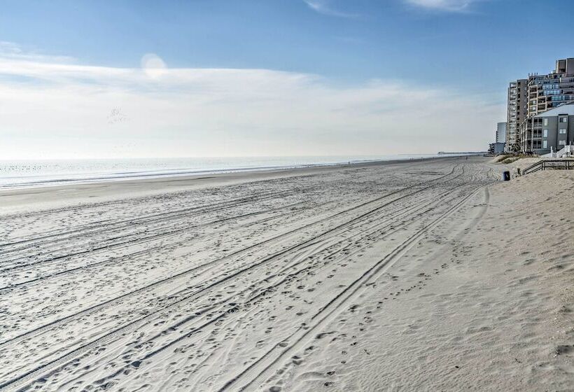 Below Deck  Beach House: Walk To The Ocean!