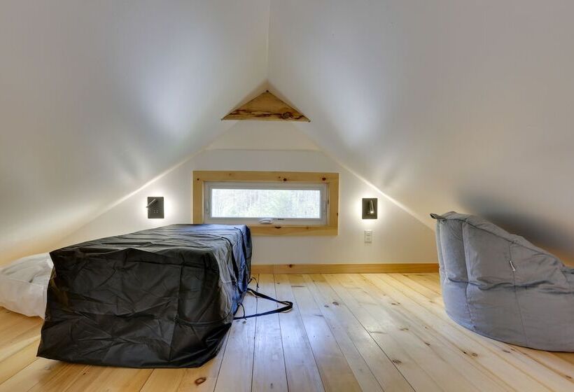 Cozy Catskills Tiny Home ~ 3 Mi To Bethel Woods!
