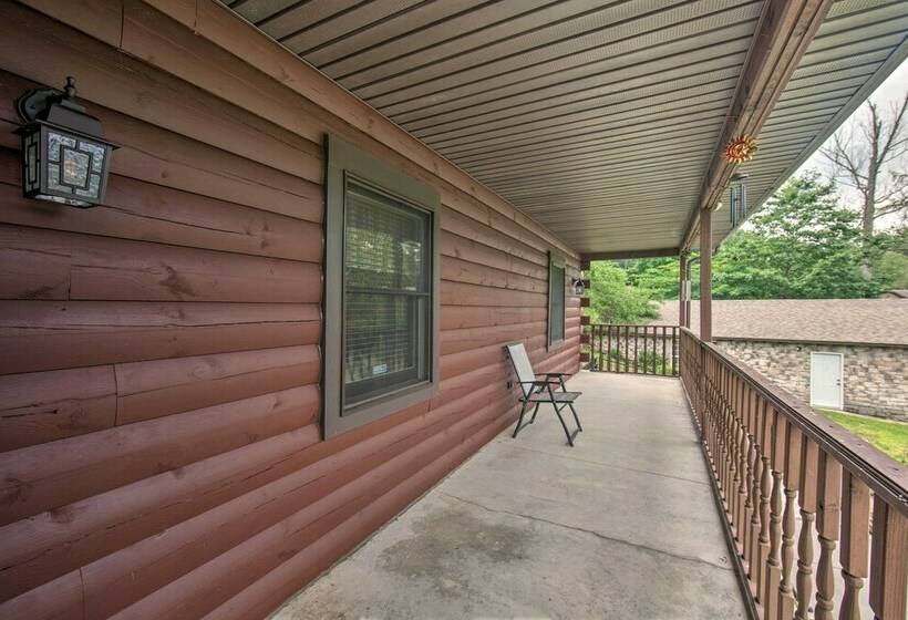 Cozy Family Friendly Pine Grove Cabin W/ Fire Pit!