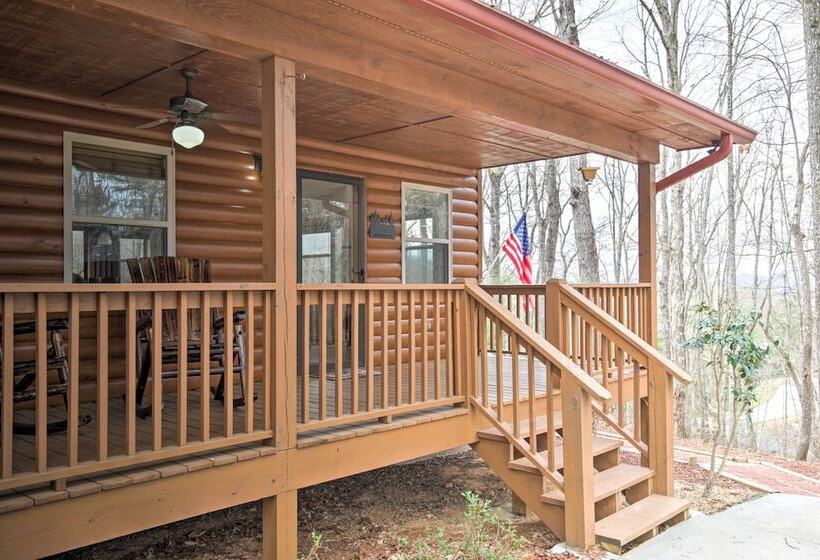Cozy Hayesville Retreat W/ Deck & Mtn Views!