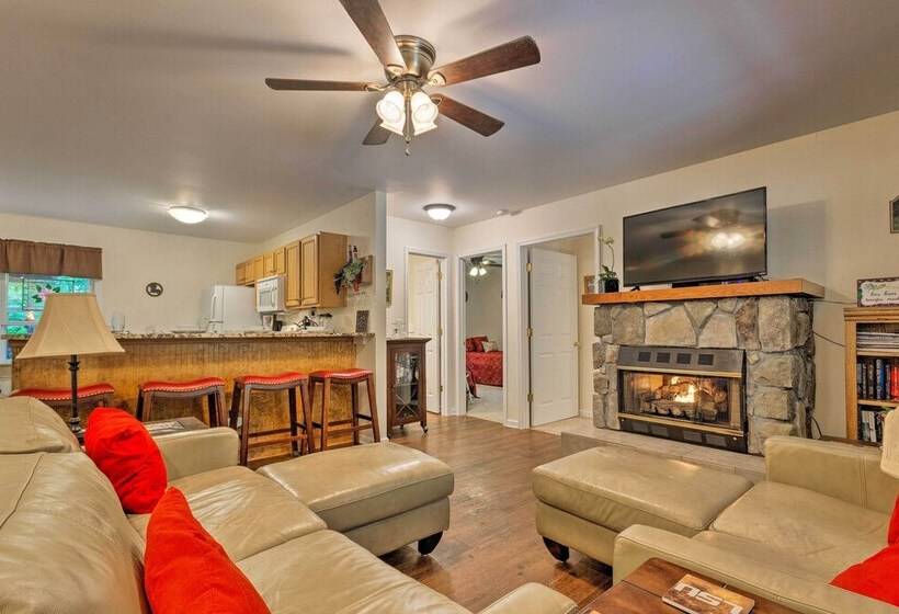 Beech Mountain Home W/ Covered Deck, Near Skiing!