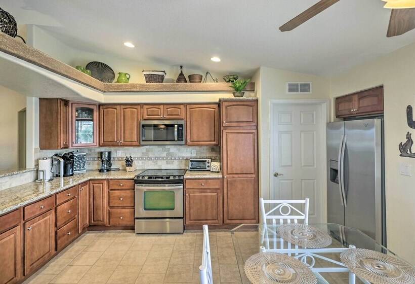 Arizona Retreat W/ Casita ~ 2 Mi To Lake Havasu