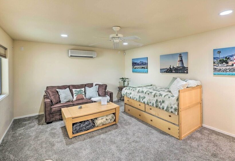 Arizona Retreat W/ Casita ~ 2 Mi To Lake Havasu