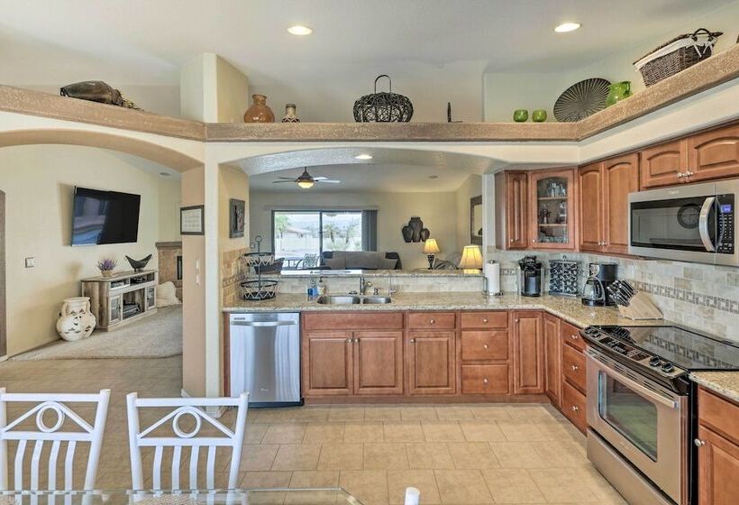 Arizona Retreat W/ Casita ~ 2 Mi To Lake Havasu