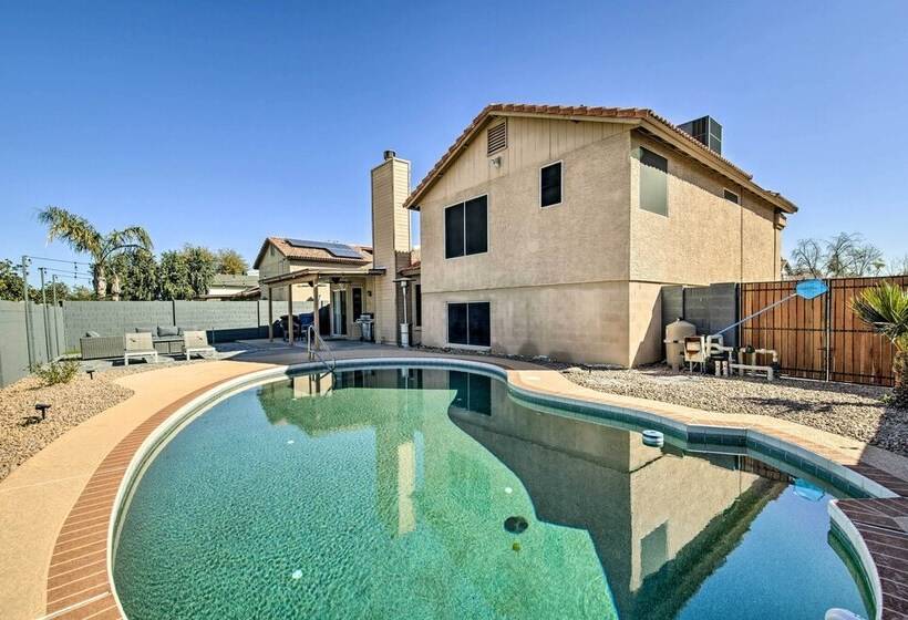 Gilbert Home W/ Private Pool & Putting Green!