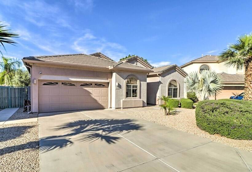 Pool & Putting Green: Goodyear Home On Golf Course