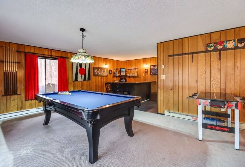 Gouldsboro Cabin W/ Game Room   Near Lakes!