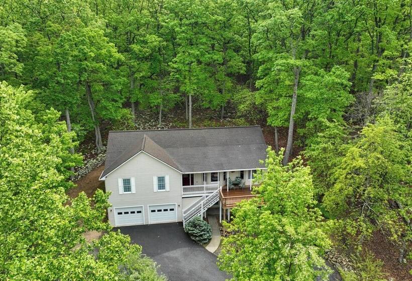 17 Seat Theater, Hot Tub & Game Room: Ideal Home!