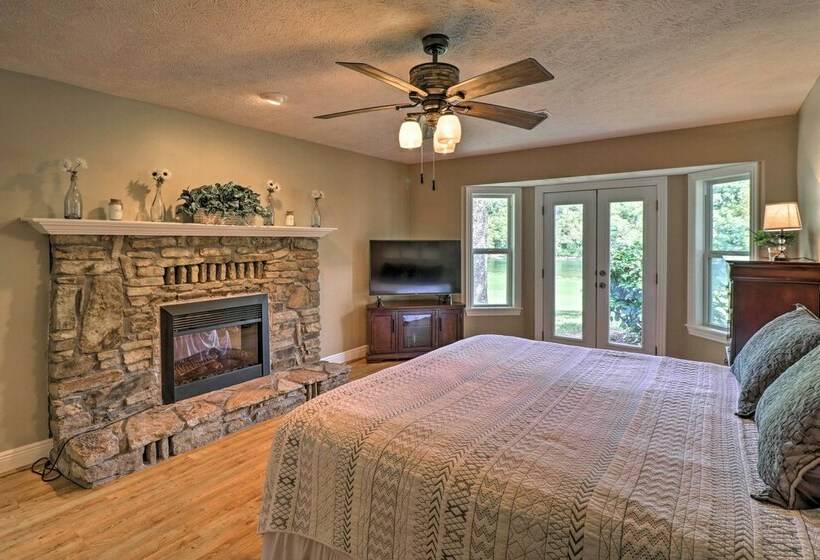 Large Home On White River W/ Fire Pit & Grill!