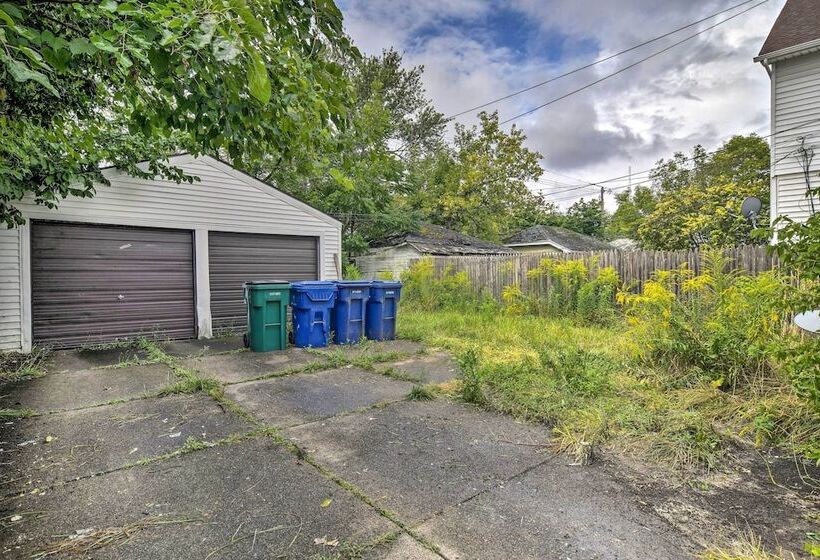 Lovely Buffalo Home, 21 Mi To Niagara Falls