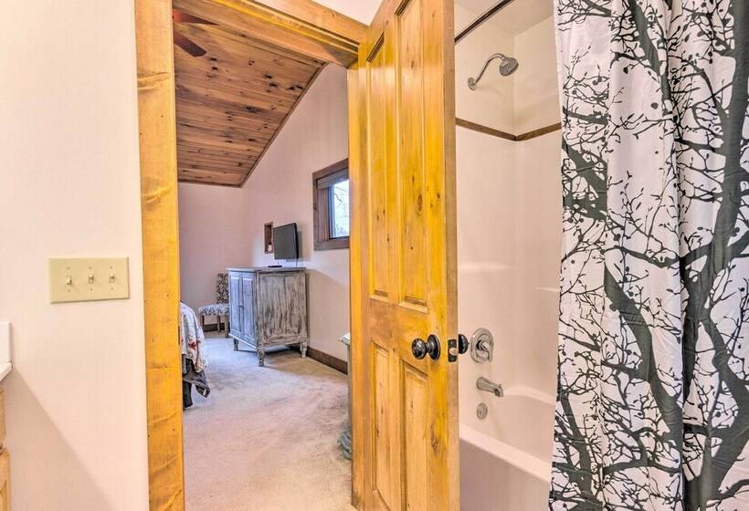 Mountain Cabin W/ Fire Pit, Walk To Golf & Fishing