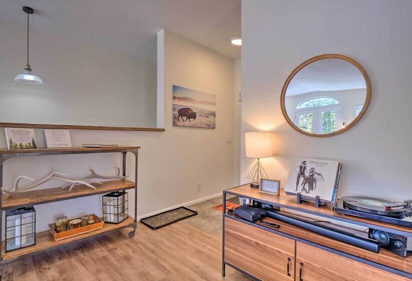 Nomad Haus W/ Mtn Views & Deck   25 Mi To Breck!