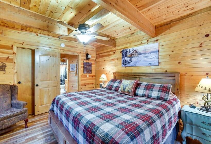 Peaceful Garden Valley Cabin W/ Private Deck!