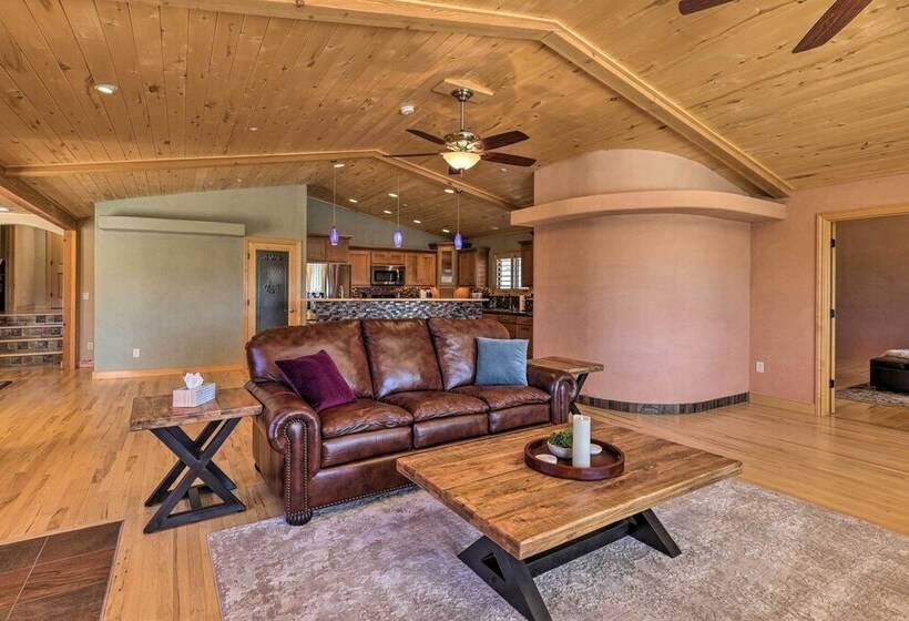 5 Mi To Butte Creek Trail: Prescott Home W/ Deck!