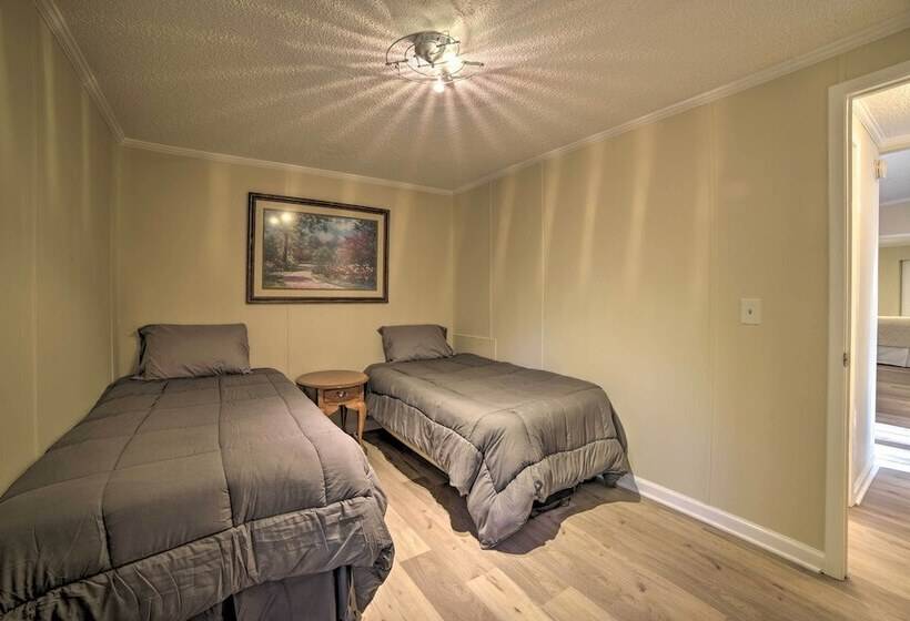 Stanardsville Cabin Rental ~ 24 Mi To Shenandoah!