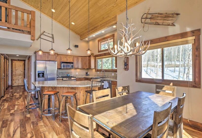 Rustic Mountain Sanctuary On 2+ Acres W/ Deck!
