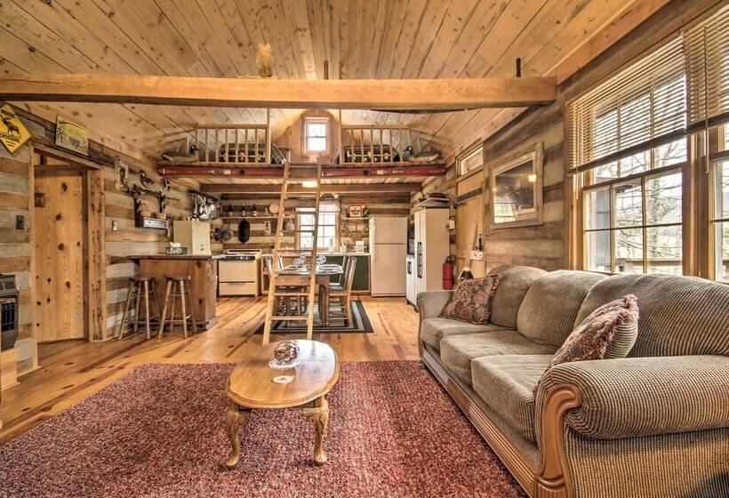 Scenic Cabin W/ Deck & Fire Pit   Near Hiking!