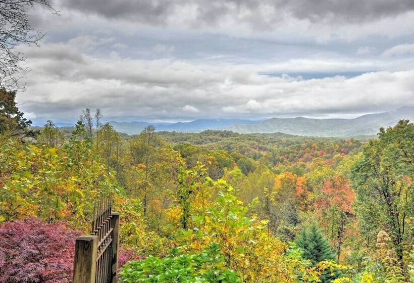 Secluded Nantahala Forest Refuge W/ Mountain Views