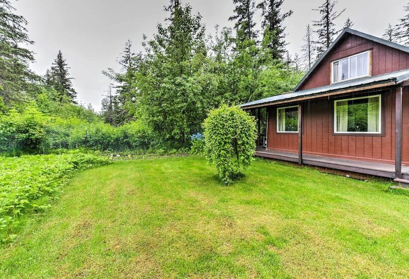 Secluded Seward Home: Patio, 2 Mi To Kenai Fjords!