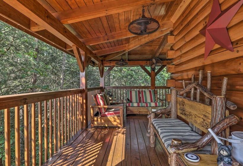 Sevierville Cabin W/ Furnished Deck & Balcony