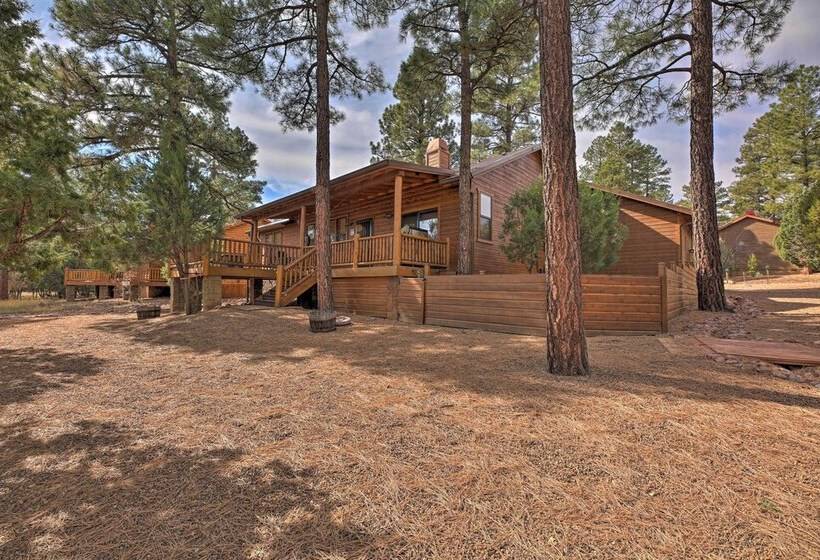 < 4 Mi To Fool Hollow Lake: Cabin W/ Tranquil Deck