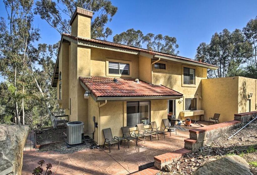 Spacious El Cajon Villa 14 Mi To Downtown!