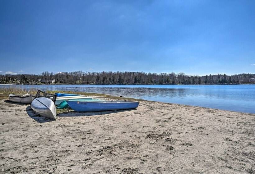 Spacious Family Home W/ Pool & Nearby Beach Access