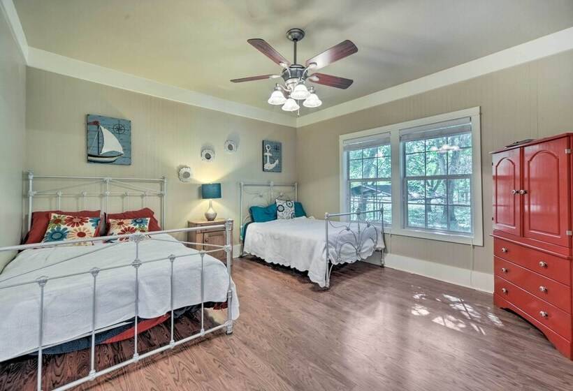 The Petite Lake House In Seguin W/ Patio!