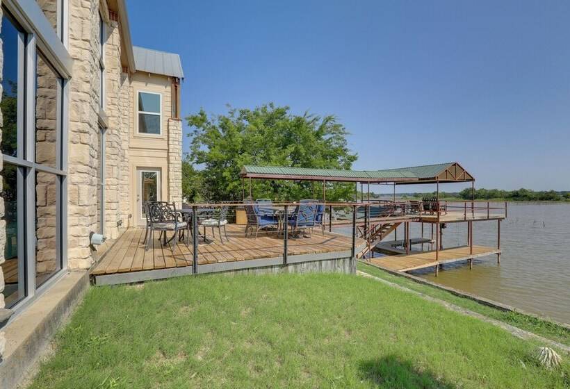 Waterfront Granbury House W/ Deck & Private Dock!