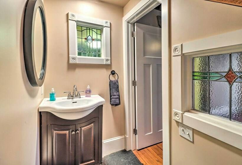 Charming & Historic Home W/ Lehigh River View