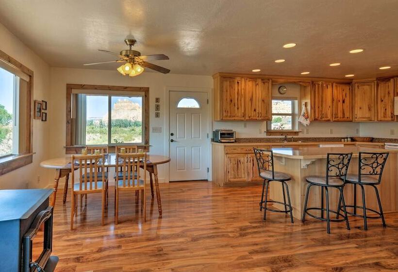 Cozy Henrieville Cabin: 18 Mi To Bryce Canyon Np!