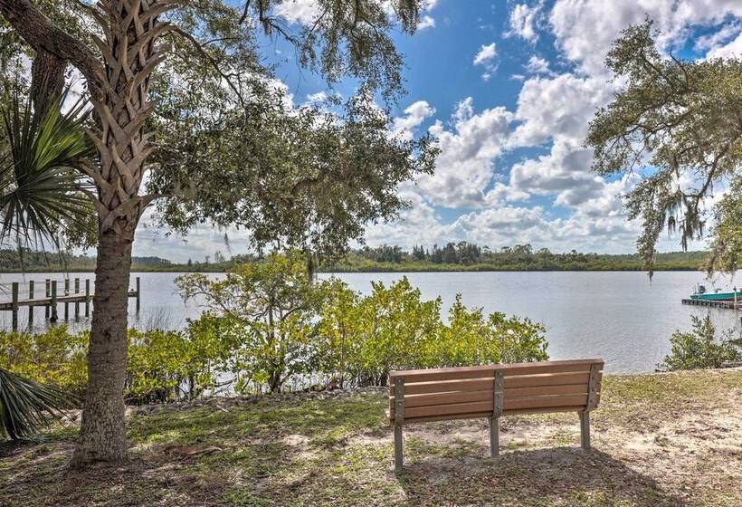 Dog Friendly Home W/ Gas Grill   Walk To Rose Bay!