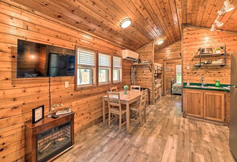 Family Friendly Cabin ~ 5 Mi To Dtwn New Bern