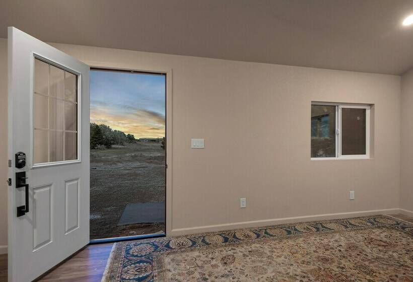 Flagstaff Retreat W/ Game Room & Acreage