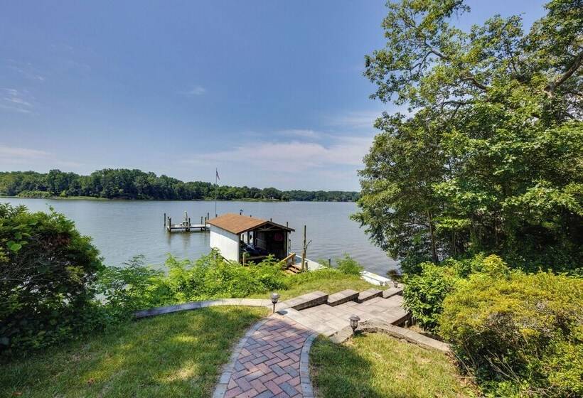 Riverfront Paradise W/ Hot Tub & Pool In Kinsale!