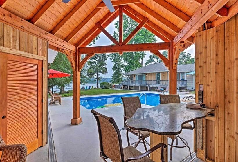 Riverfront Paradise W/ Hot Tub & Pool In Kinsale!