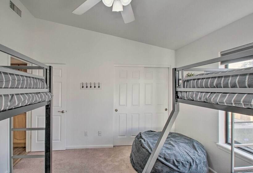 Luxurious Chandler Oasis W/ Heated Pool & Hot Tub!