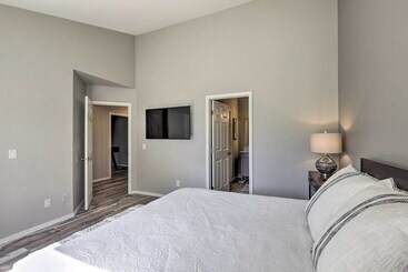 Modern Flagstaff Retreat ~ 4 Mi To Downtown!